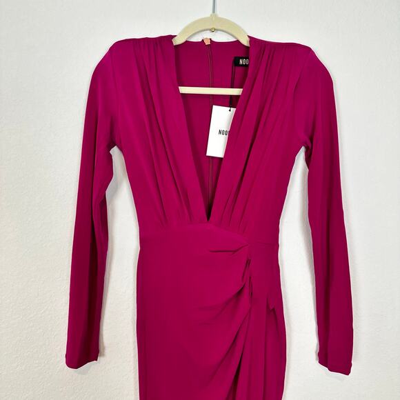 NWT Nookie Farrah Gown in Cerise Size Medium - Picture 4 of 6